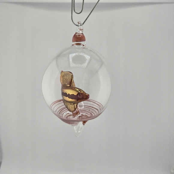 Hand-blown Gold/Copper Toned Glass Fish Tear Drop Ornament - Picture 4 of 7